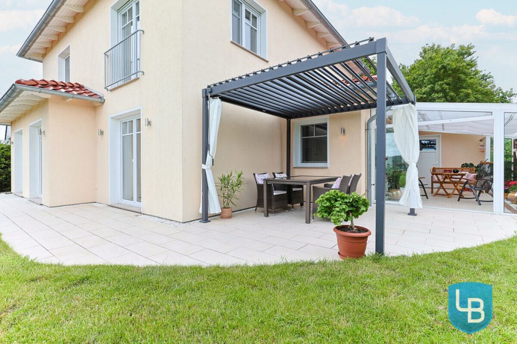 Immobilienangebot - Malente / Nüchel - Alle & Rest (Wohnen) - Energiesparwunder auf Neubauniveau: Moderner Familientraum in ruhiger Feldrandlage