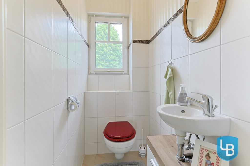 Immobilienangebot - Malente / Nüchel - Alle & Rest (Wohnen) - Energiesparwunder auf Neubauniveau: Moderner Familientraum in ruhiger Feldrandlage