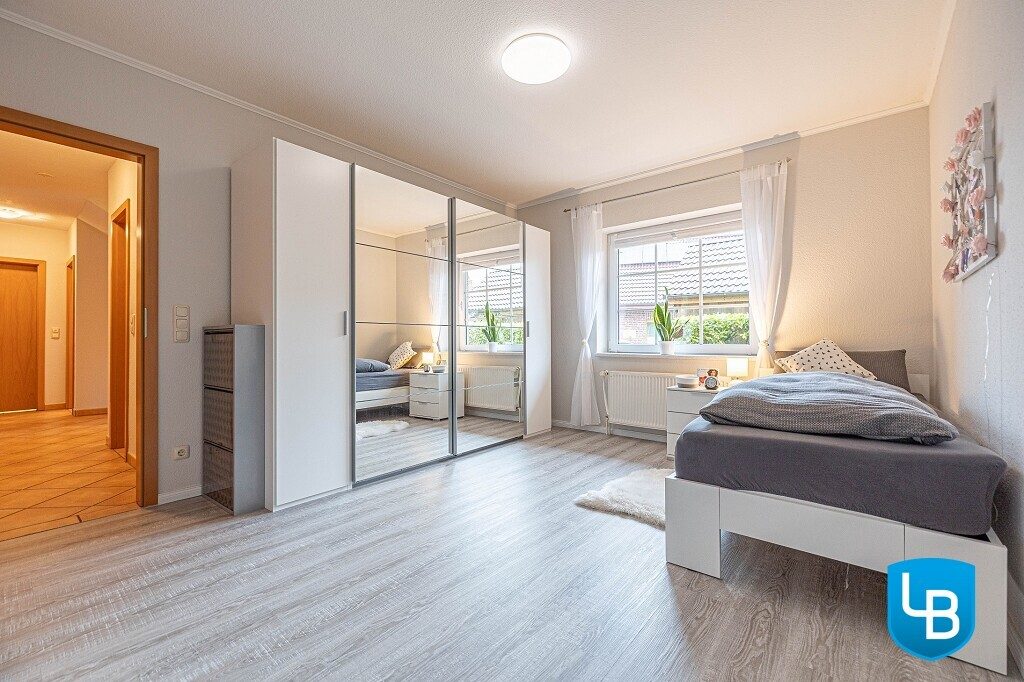 Immobilienangebot - Grömitz - Alle & Rest (Wohnen) - Ruhige Wohnlage mit Ostseenähe – Zweifamilienhaus mit Perspektive