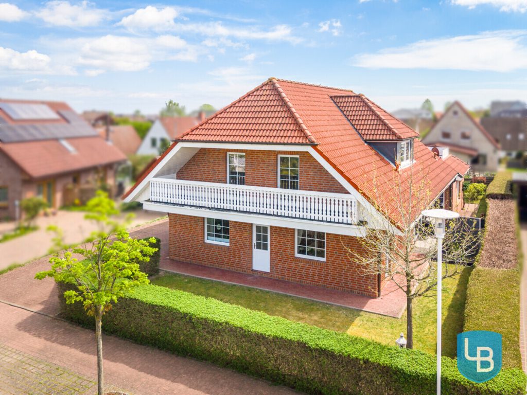 Immobilienangebot - Grömitz - Alle & Rest (Wohnen) - Ruhige Wohnlage mit Ostseenähe – Zweifamilienhaus mit Perspektive