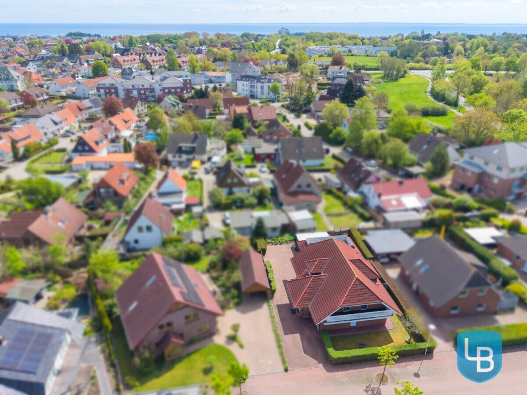 Immobilienangebot - Grömitz - Alle & Rest (Wohnen) - Ruhige Wohnlage mit Ostseenähe – Zweifamilienhaus mit Perspektive