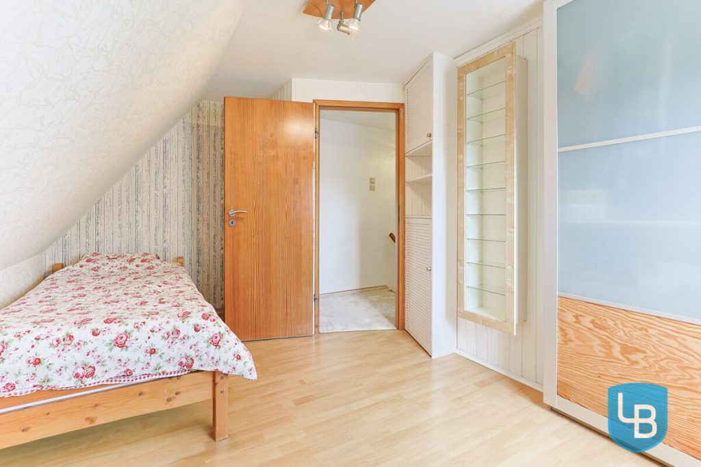 Immobilienangebot - Schwentinental-Klausdorf - Alle & Rest (Wohnen) - Sanierungsbedürftige Doppelhaushälfte in beliebter Lage von Schwentinental!