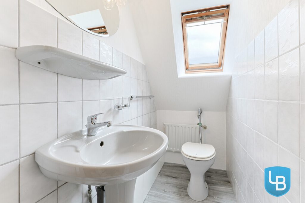 Immobilienangebot - Schwentinental-Klausdorf - Alle & Rest (Wohnen) - Sanierungsbedürftige Doppelhaushälfte in beliebter Lage von Schwentinental!