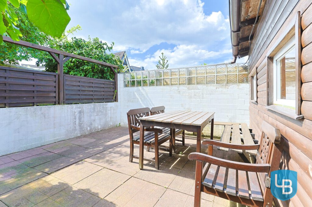 Immobilienangebot - Schwentinental-Klausdorf - Alle & Rest (Wohnen) - Sanierungsbedürftige Doppelhaushälfte in beliebter Lage von Schwentinental!