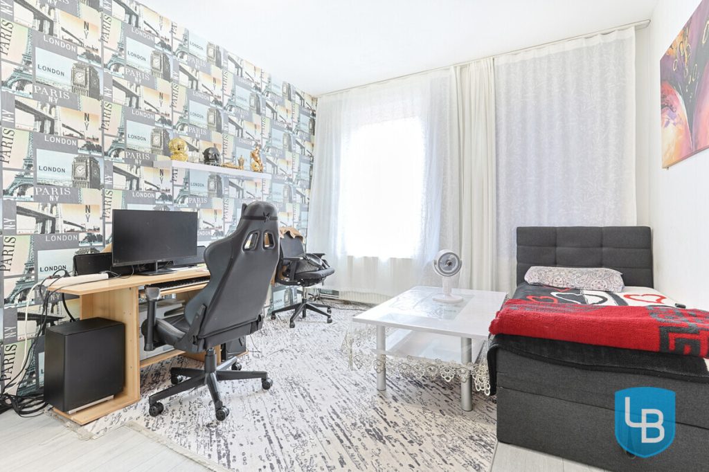 Immobilienangebot - Kiel - Alle & Rest (Wohnen) - Vermietete 4-Zimmer-Altbauwohnung im Herzen von Gaarden!