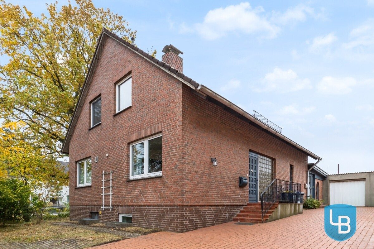 Immobilienangebot - Kiel - Alle & Rest (Wohnen) - Eine Kapitalanlage die sich rechnet - Vermietetes Zweifamilienhaus