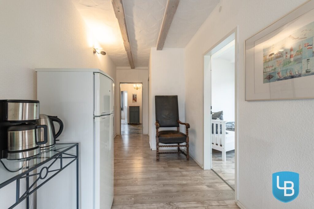 Immobilienangebot - Kiel - Alle & Rest (Wohnen) - Eine Kapitalanlage die sich rechnet - Vermietetes Zweifamilienhaus