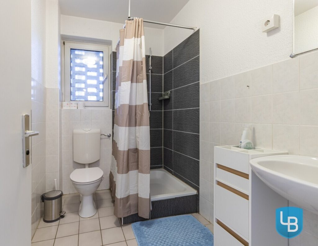 Immobilienangebot - Kiel - Alle & Rest (Wohnen) - Eine Kapitalanlage die sich rechnet - Vermietetes Zweifamilienhaus