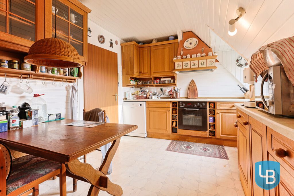 Immobilienangebot - Heikendorf - Alle & Rest (Wohnen) - Für Profis: Sanierungsbedürftiges Haus wartet darauf, in neuem Glanz zu erstrahlen