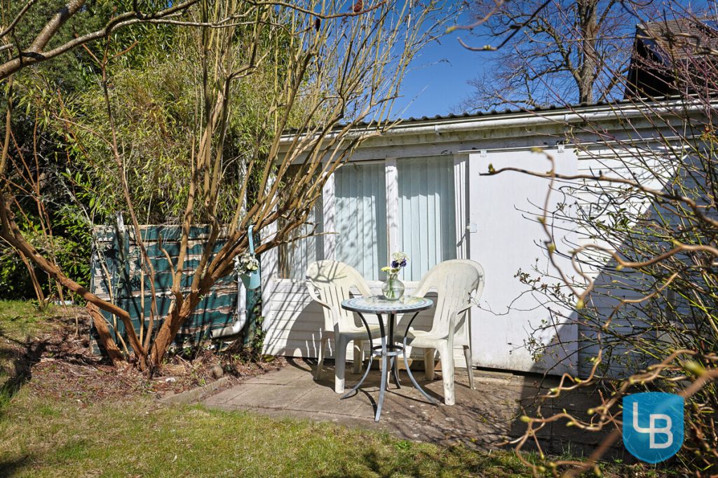 Immobilienangebot - Heikendorf - Alle & Rest (Wohnen) - Für Profis: Sanierungsbedürftiges Haus wartet darauf, in neuem Glanz zu erstrahlen