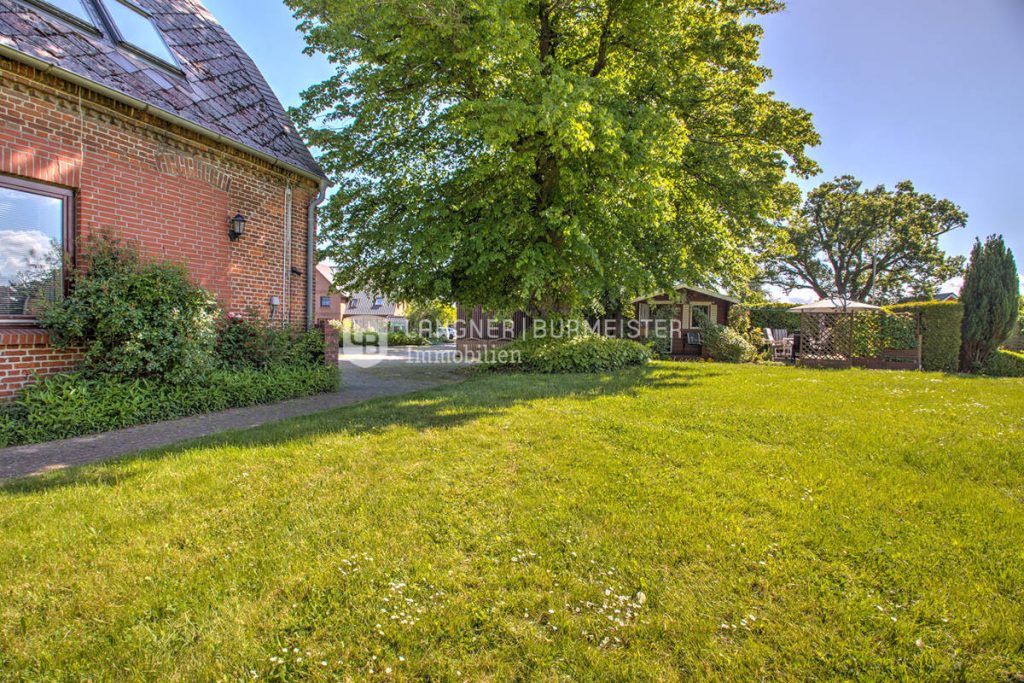 Immobilienangebot - Ascheberg (Holstein) - Alle & Rest (Wohnen) - Großzügige Mietwohnung auf zwei Etagen mit eigenem Garten