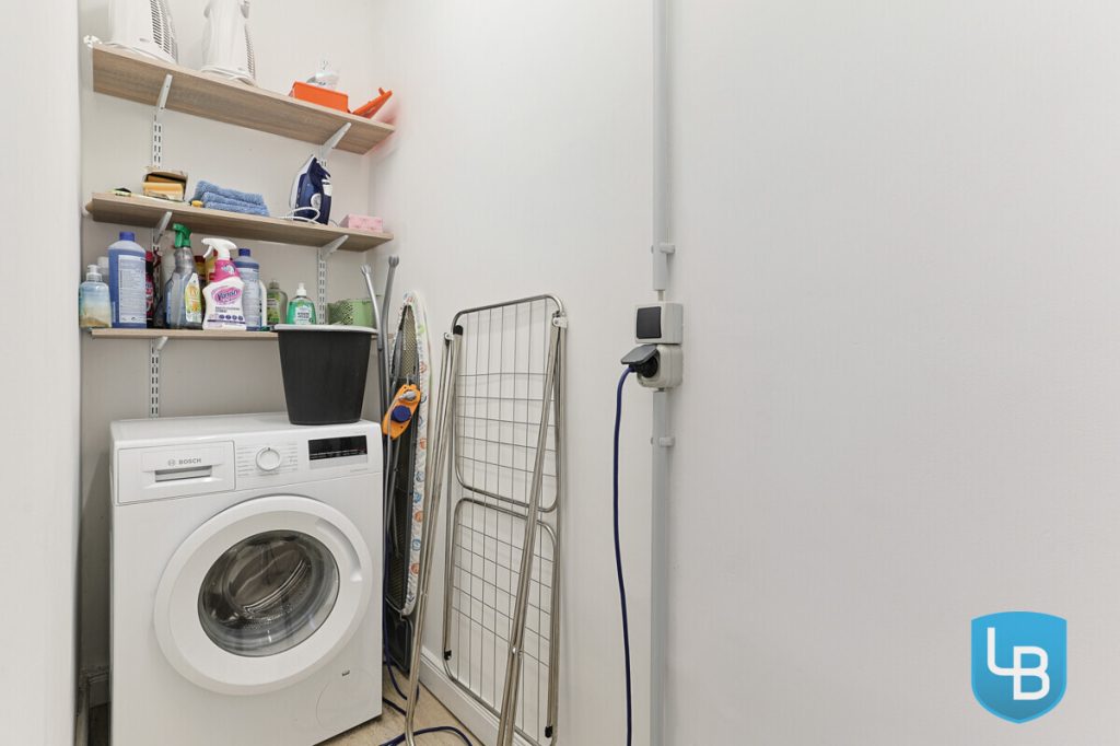 Immobilienangebot - Lebrade - Alle & Rest (Wohnen) - Außergewöhnlich vielseitig – Reetdachkate mit zusätzlicher Haushälfte in Lebrade