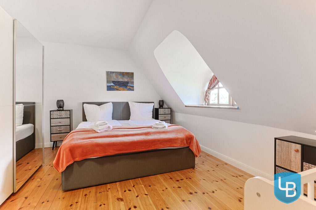 Immobilienangebot - Lebrade - Alle & Rest (Wohnen) - Außergewöhnlich vielseitig – Reetdachkate mit zusätzlicher Haushälfte in Lebrade