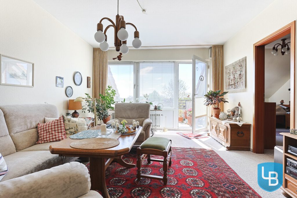 Immobilienangebot - Oldenburg in Holstein - Alle & Rest (Wohnen) - Investieren in Ostseenähe: Vermietete Dachgeschosswohnung mit Balkon