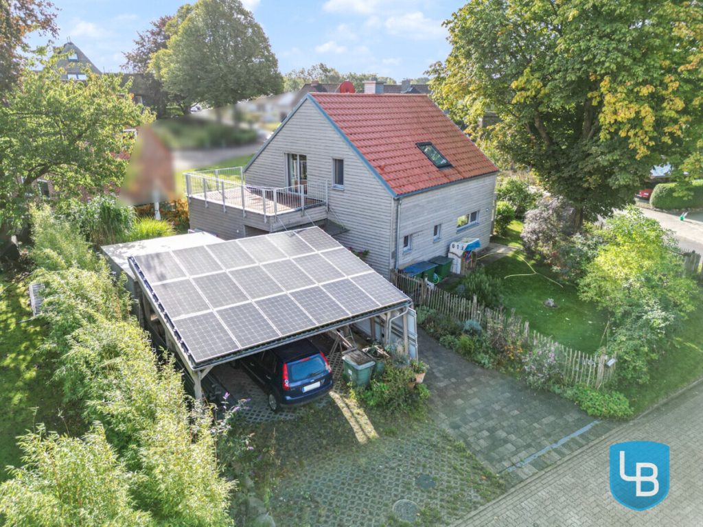 Immobilienangebot - Schwedeneck - Alle & Rest (Wohnen) - Hier lässt es sich leben! KfW 55 Bio-Holzhaus in Strandnähe sucht neuen Eigentümer