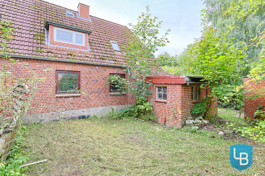 Immobilienangebot - Blekendorf / Friederikental - Alle & Rest (Wohnen) - Doppelhaushälfte mit großem Grundstück und viel Potenzial in ländlicher Lage