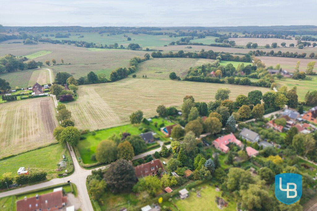 Immobilienangebot - Blekendorf / Friederikental - Alle & Rest (Wohnen) - Doppelhaushälfte mit großem Grundstück und viel Potenzial in ländlicher Lage