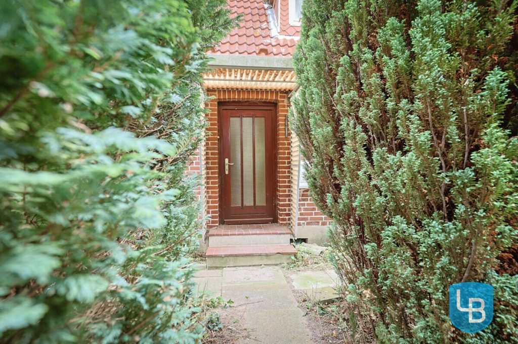 Immobilienangebot - Blekendorf / Friederikental - Alle & Rest (Wohnen) - Doppelhaushälfte mit großem Grundstück und viel Potenzial in ländlicher Lage