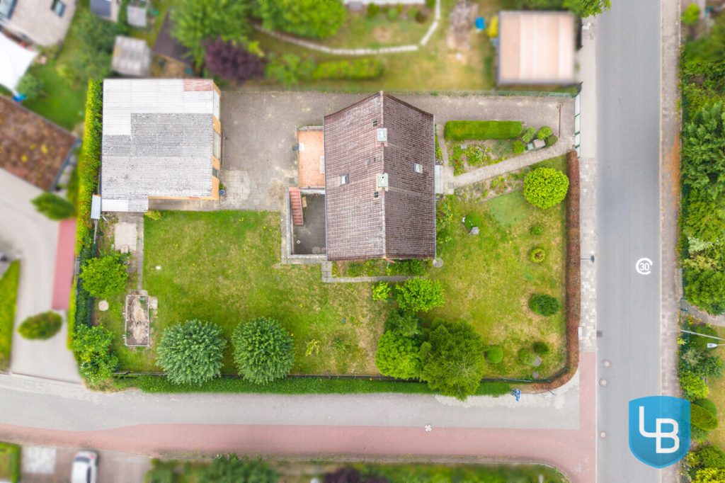 Immobilienangebot - Schwentinental - Alle & Rest (Wohnen) - Tolles Einfamilienhaus nahe der Schwentine wartet auf Ihren  Glanz!