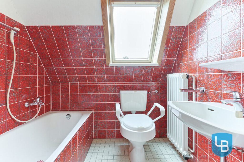Immobilienangebot - Schwentinental - Alle & Rest (Wohnen) - Tolles Einfamilienhaus nahe der Schwentine wartet auf Ihren  Glanz!