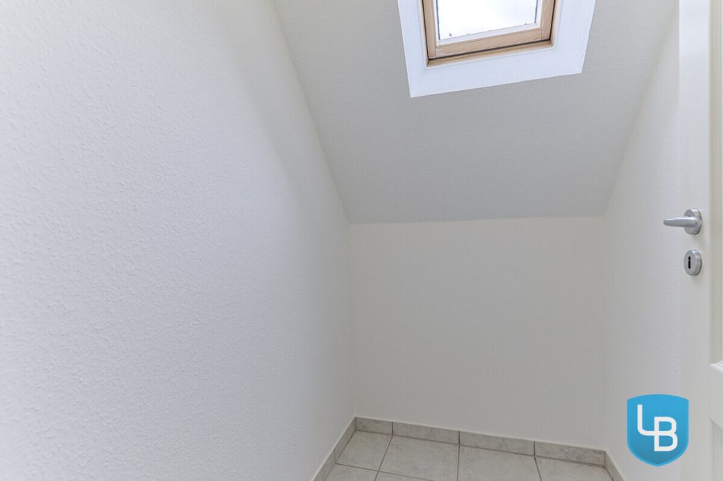 Immobilienangebot - Mönkeberg - Alle & Rest (Wohnen) - Zwei Einheiten, ein Zuhause! Großzügiges, modernes Haus in begehrter Lage von Mönkeberg
