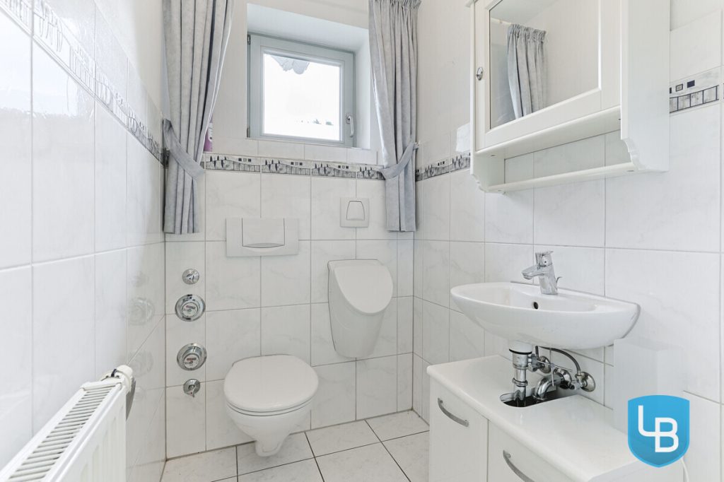 Immobilienangebot - Mönkeberg - Alle & Rest (Wohnen) - Zwei Einheiten, ein Zuhause! Großzügiges, modernes Haus in begehrter Lage von Mönkeberg