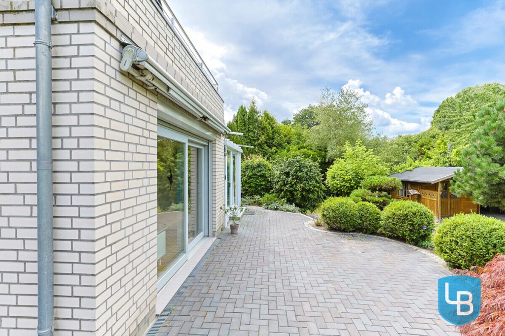 Immobilienangebot - Mönkeberg - Alle & Rest (Wohnen) - Zwei Einheiten, ein Zuhause! Großzügiges, modernes Haus in begehrter Lage von Mönkeberg