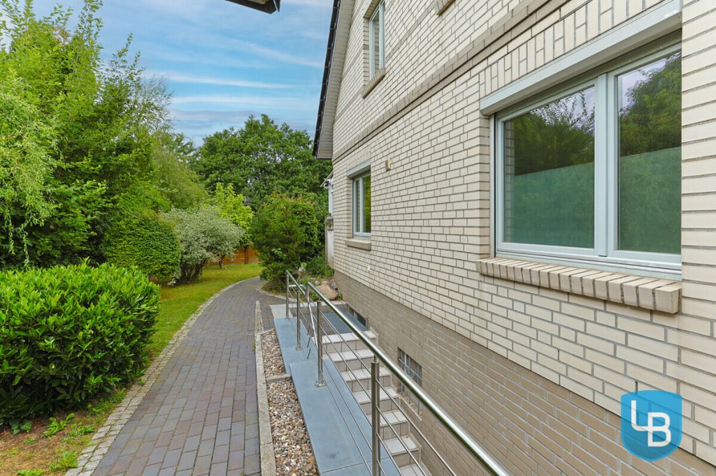 Immobilienangebot - Mönkeberg - Alle & Rest (Wohnen) - Zwei Einheiten, ein Zuhause! Großzügiges, modernes Haus in begehrter Lage von Mönkeberg