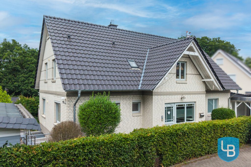 Immobilienangebot - Mönkeberg - Alle & Rest (Wohnen) - Zwei Einheiten, ein Zuhause! Großzügiges, modernes Haus in begehrter Lage von Mönkeberg