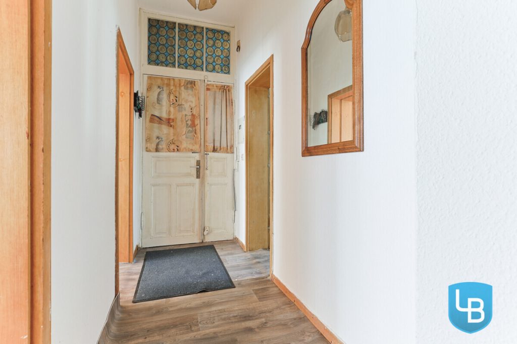 Immobilienangebot - Kiel - Alle & Rest (Wohnen) - Freie Altbauwohnung im Herzen von Gaarden sucht neue Eigentümer!
