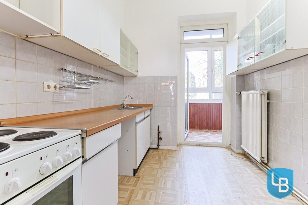 Immobilienangebot - Kiel - Alle & Rest (Wohnen) - Freie Altbauwohnung im Herzen von Gaarden sucht neue Eigentümer!