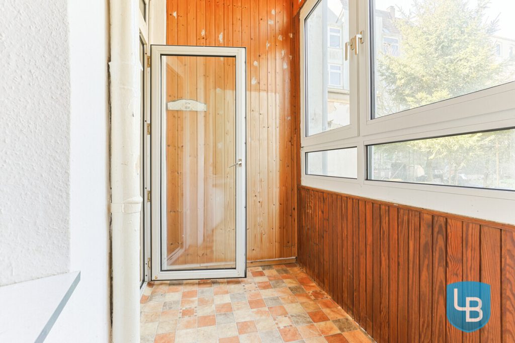 Immobilienangebot - Kiel - Alle & Rest (Wohnen) - Freie Altbauwohnung im Herzen von Gaarden sucht neue Eigentümer!