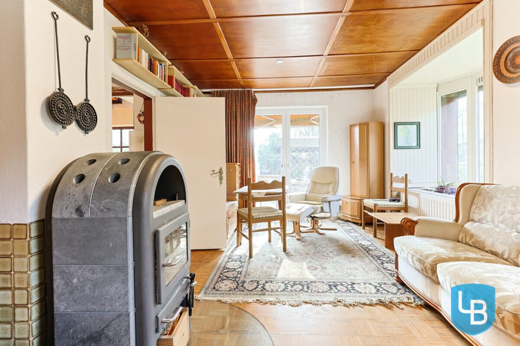 Immobilienangebot - Heikendorf - Alle & Rest (Wohnen) - Heikendorf: Sanierungsbedürftiges Haus für Profis wartet darauf, in neuem Glanz zu erstrahlen
