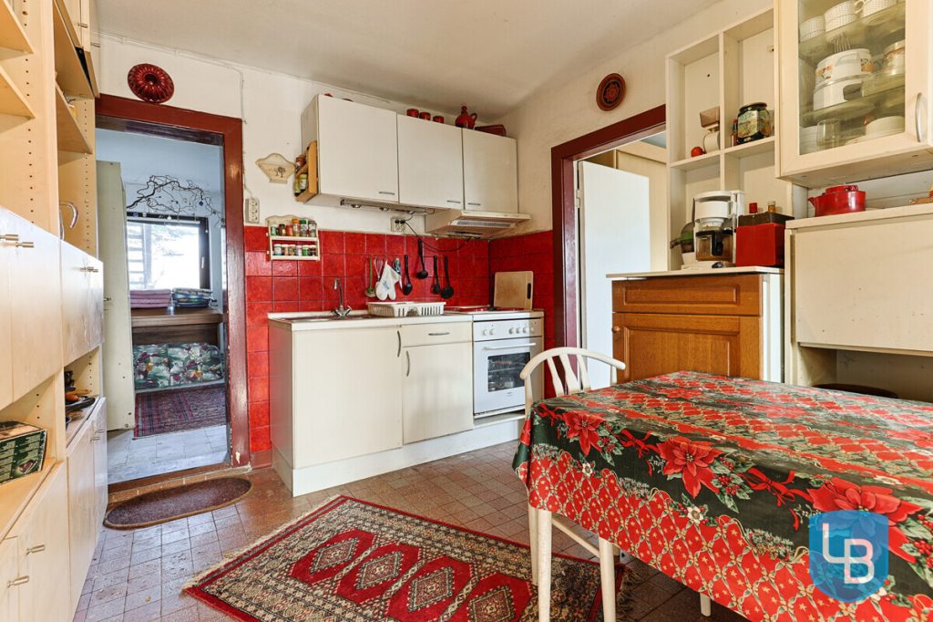 Immobilienangebot - Heikendorf - Alle & Rest (Wohnen) - Heikendorf: Sanierungsbedürftiges Haus für Profis wartet darauf, in neuem Glanz zu erstrahlen