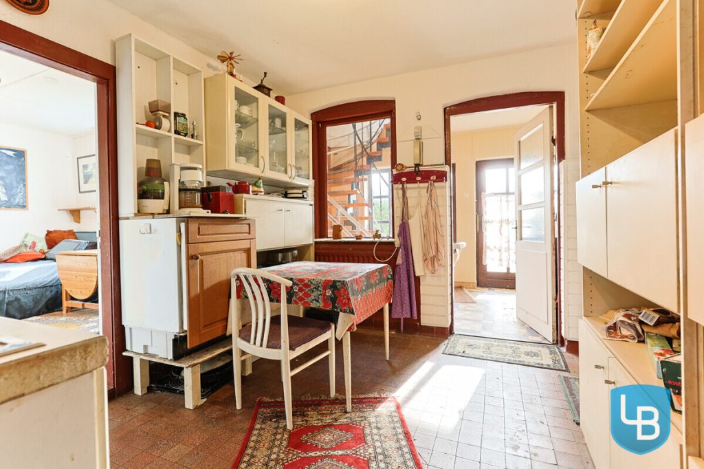Immobilienangebot - Heikendorf - Alle & Rest (Wohnen) - Heikendorf: Sanierungsbedürftiges Haus für Profis wartet darauf, in neuem Glanz zu erstrahlen