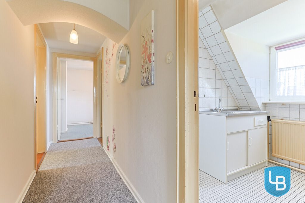 Immobilienangebot - Schwentinental - Alle & Rest (Wohnen) - Doppelhaushälfte mit Modernisierungsbedarf nahe des Schwentineparks
