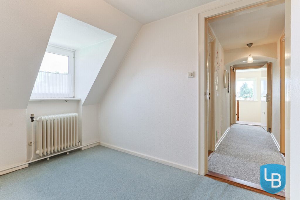 Immobilienangebot - Schwentinental - Alle & Rest (Wohnen) - Doppelhaushälfte mit Modernisierungsbedarf nahe des Schwentineparks