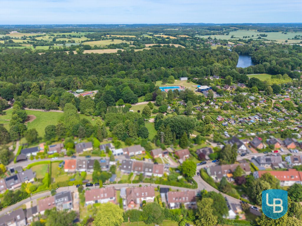 Immobilienangebot - Schwentinental - Alle & Rest (Wohnen) - Doppelhaushälfte mit Modernisierungsbedarf nahe des Schwentineparks