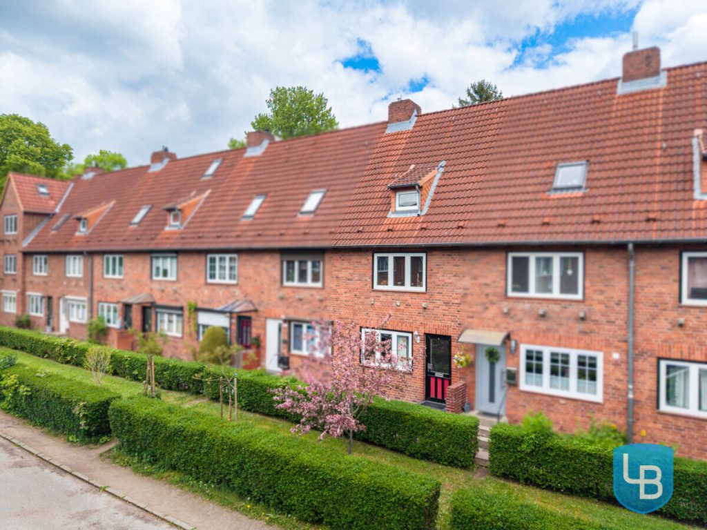 Immobilienangebot - Kiel - Alle & Rest (Wohnen) - Kleine Wohnoase mit Renovierungsbedarf sucht neuen Eigentümer!