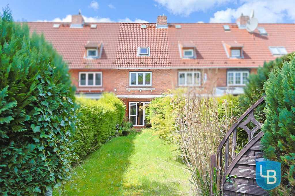 Immobilienangebot - Kiel - Alle & Rest (Wohnen) - Kleine Wohnoase mit Renovierungsbedarf sucht neuen Eigentümer!