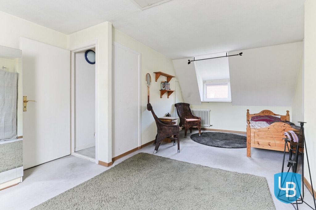 Immobilienangebot - Kiel - Alle & Rest (Wohnen) - Kleine Wohnoase mit Renovierungsbedarf sucht neuen Eigentümer!