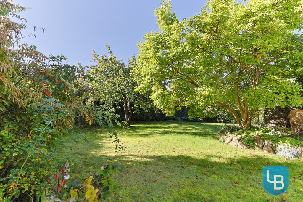Immobilienangebot - Schellhorn - Alle & Rest (Wohnen) - Einfamilienhaus mit großzügigem Wohngefühl und schönem Garten