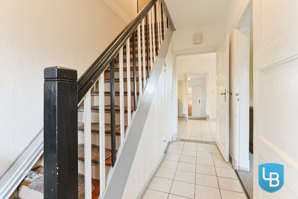 Immobilienangebot - Wahlstorf - Alle & Rest (Wohnen) - Reetdach-Doppelhaushälfte mit großem Grundstück – viel Potenzial für individuelle Gestaltung