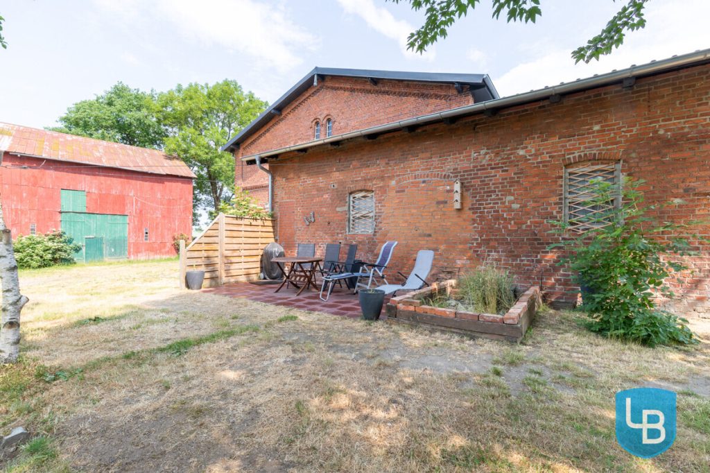 Immobilienangebot - Geschendorf - Alle & Rest (Wohnen) - Charmante Wohnung mit Außenpool und Garten