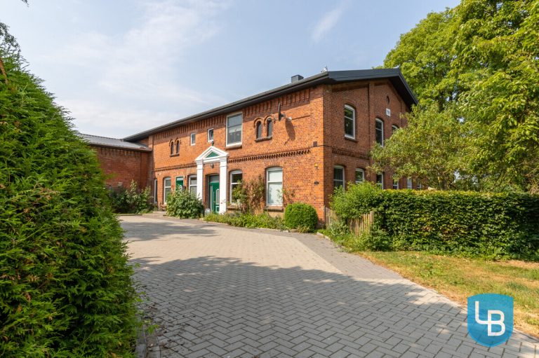 Immobilienangebot - Geschendorf - Alle & Rest (Wohnen) - Charmante Wohnung mit Außenpool und Garten