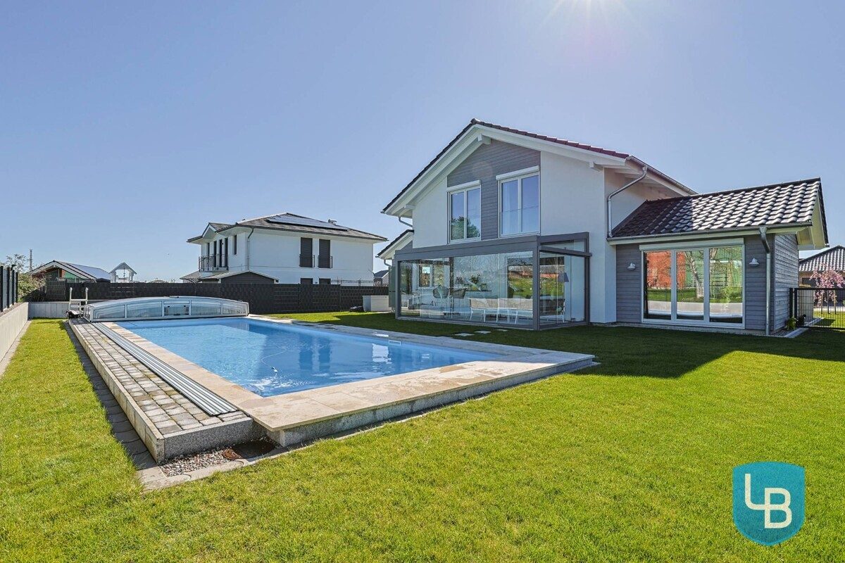 Immobilienangebot - Ascheberg - Alle & Rest (Wohnen) - Ein Zuhause zum Wohlfühlen – neuwertiges Wohnen mit offenem Raumkonzept und beheiztem Pool