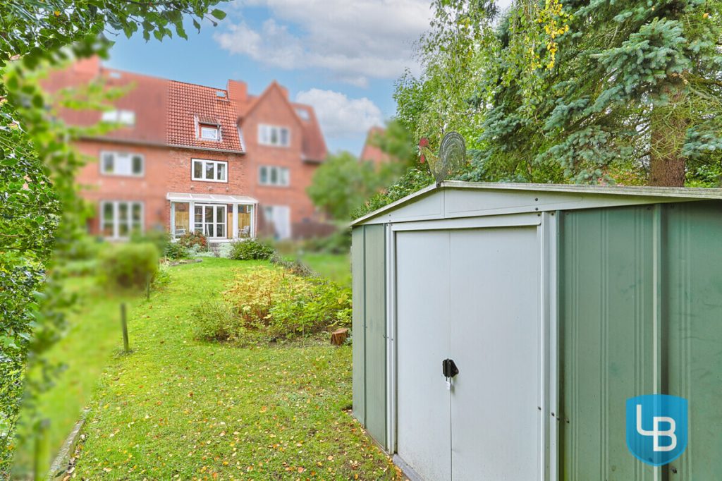 Immobilienangebot - Kiel - Alle & Rest (Wohnen) - Beliebtes Reihenmittelhaus mit Ausbaureserve in Kiel-Elmschenhagen