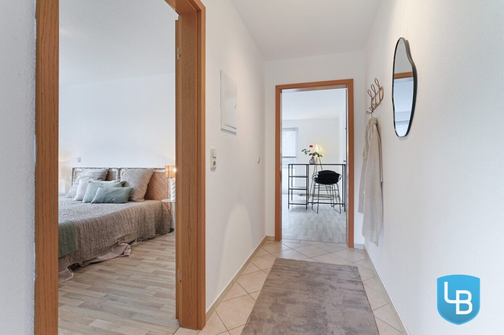 Immobilienangebot - Kiel / Mettenhof - Alle & Rest (Wohnen) - Mehr Platz geht nicht! Reihenendhaus mit Einliegerwohnung und Doppelgarage in Kiel-Mettenhof!
