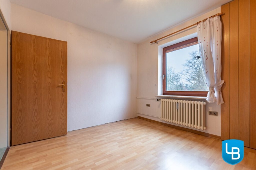 Immobilienangebot - Plön - Alle & Rest (Wohnen) - Charmante 3-Zimmer-Wohnung mit Loggia in zentraler Lage - Ihr neues Zuhause erwartet Sie!