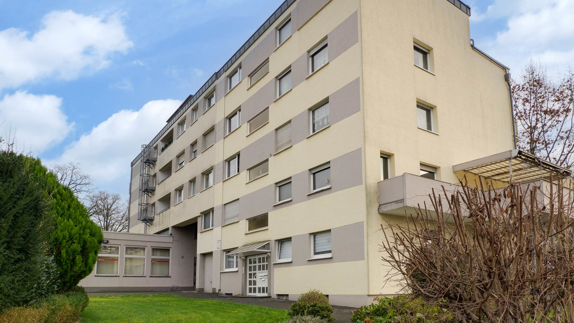 Thater Immobilien GmbH - Immobilienangebot - Paderborn - Häuser - 5840 | Mehrfamilienhaus in 33104 Paderborn